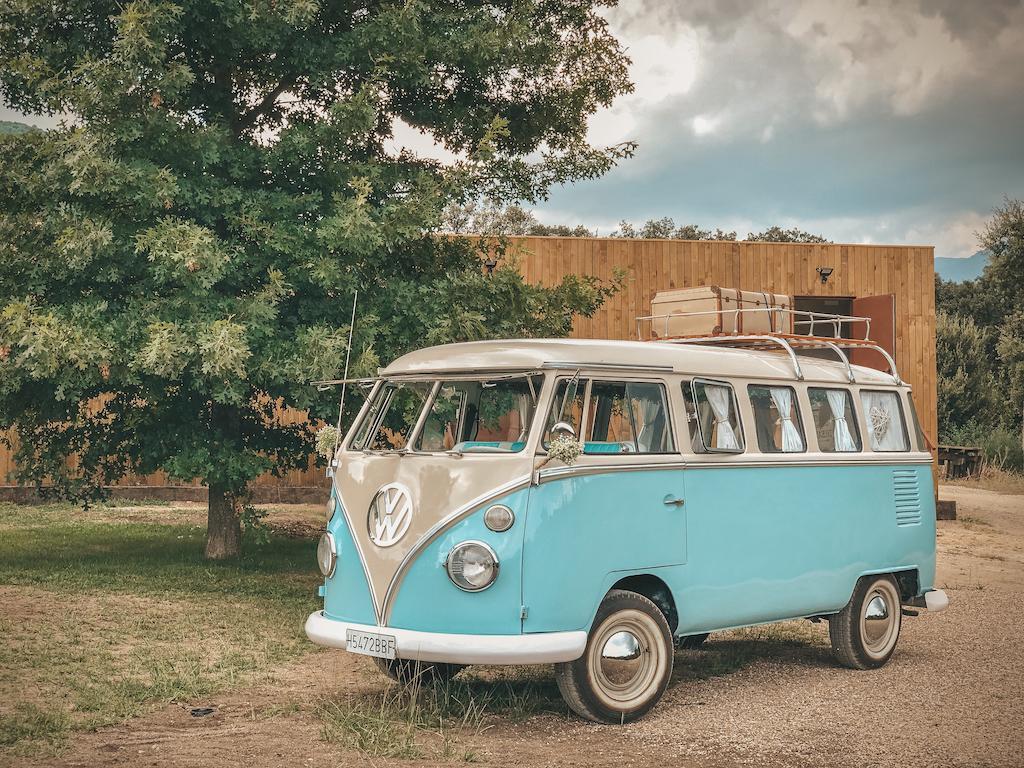 kombi, combi, furgoneta, vw t1, boda, exterior, turquesa, Dblanc, rural,
