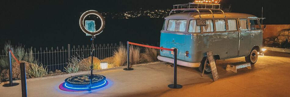 kombi, vw, furgoneta, t1, turquesa, plataforma, spin 360, fotomaton, love, noche