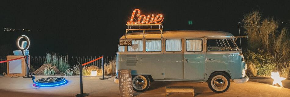 kombi, vw, furgoneta, t1, turquesa, plataforma, spin 360, fotomaton, love, noche, lateral
